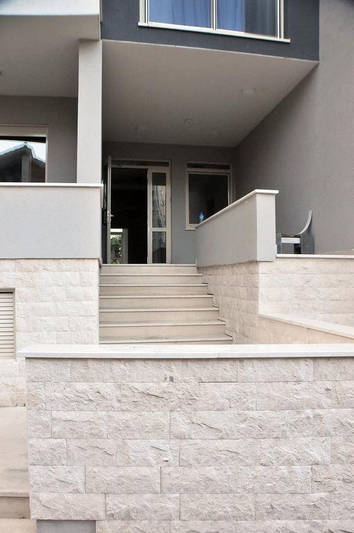 Nikos Studio Lägenhet Budva