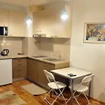 Nikos Studio
